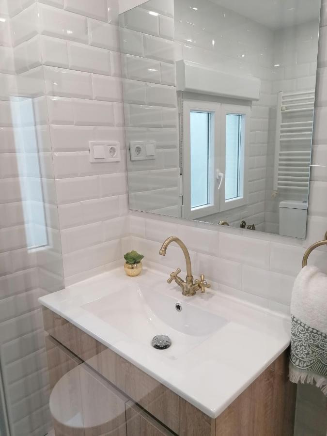 Piso Deluxe En El Centro Con Ascensor Apartman Castro Urdiales Kültér fotó